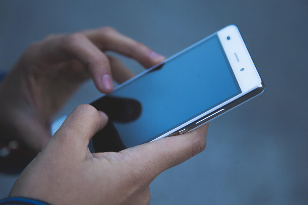 Copeland Counselling - Coping with AI Anxiety - Phone
